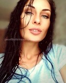 Анкета проститутки Лаура - метро Ломоносовский, возраст - 23